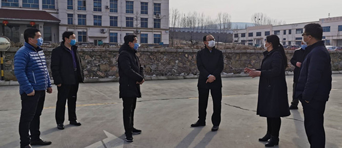 縣委常委王開峰前來公司檢查疫情防控工作