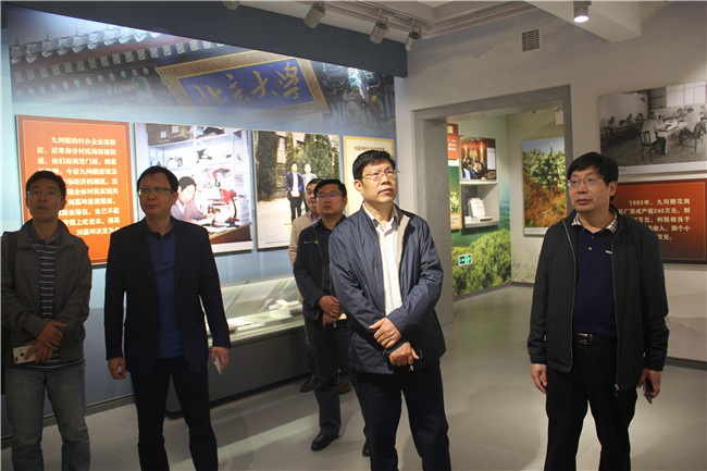 山東省食品藥品檢驗(yàn)研究院專家到九間棚調(diào)研到九間棚調(diào)研