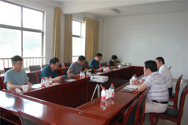 縣委常委王開峰前到新大陸制藥調研指導工作